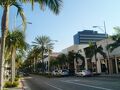 カリフォルニア州 ビバリー ヒルズ　－　ロデオ ドライブを街歩き