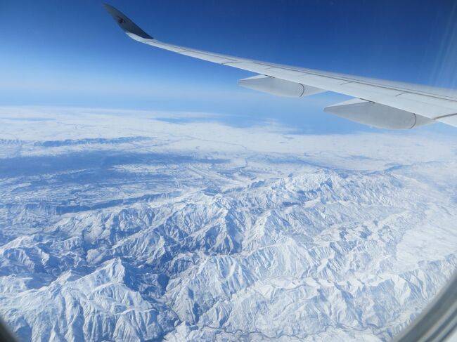 2020年2月10日から20日でチェコ旅行に行きました。<br />今後チェコ旅行の参考になればと思います<br />行程は以下の通り<br />2月10日 中部空港→香港→ドーハ→プラハ<br />2月11日 プラハ観光 プラハ泊<br />2月12日 プラハ観光 プラハ泊<br />2月13日 プラハ→プルゼニュ観光 プルゼニュ泊<br />2月14日 プルゼニュ→へブ観光 へブ泊<br />2月15日 へブ→チェスケー ブディェヨヴィツェ観光・泊<br />2月16日 チェスケー ブディェヨヴィツェ→ターポル観光→プラハ泊<br />2月17日 プラハ観光 プラハ泊<br />2月18日 プラハ観光 プラハ→ドーハ<br />2月19日 ドーハ→香港<br />2月20日 香港→中部空港<br />19日に帰国の予定でしたが、コロナウイルスのために搭乗便がキャンセルになり、20日の帰国となりました。内容はQ&Aでも記載しています。<br /><br />ホテル代<br />ユーロを持っていきましょう。私の泊まったホテル・ホステルはユーロ支払いだったので、チェココルナ支払いにするとホテルのレートで換金され、何となく損した感じがします。(レートが悪い)