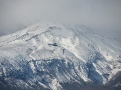 2020年1月、那須山に今年は雪が少なく美しい姿が見えなくて残念です。