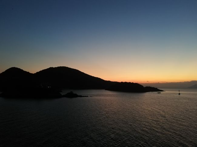 年に何度か母を旅行に誘うのですが、今回は母からリニューアルした広島平和記念資料館に行きたいとリクエストがあったので、一泊二日で広島に行ってきました。宿泊は場所を広島市内にするか、鞆の浦にするか、迷いに迷って、一度行ってみたかった鞆の浦の遠音近音(をちこち)へ。<br /><br />どなたかの参考になれば幸いです。