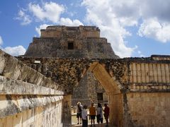 年を感じるメキシコ8日間の旅　3日目　ウシュマル遺跡