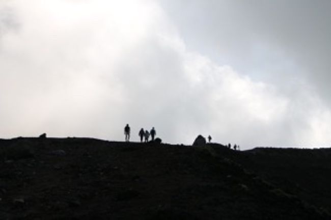 天気が回復して、2度目の高千穂峯登山へ。今回もよかった。