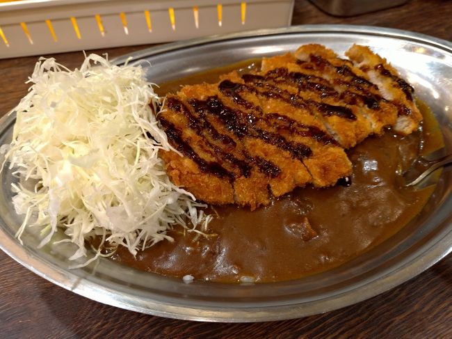 富山市と金沢市を2泊3日で食べ歩きました。<br />北陸初上陸です。