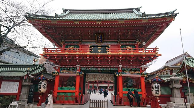 週末に、御茶ノ水を散策。<br />御茶ノ水で一日楽しみました。<br />御茶ノ水は観光スポットで充実してました。<br />スケジュールは次の通りです。<br />↓<br />13:45頃 御茶ノ水駅に着<br />13:50頃 東京復活大聖堂<br />13:55頃 ランチのお店に着<br />14:05頃 ランチ<br />15:05頃 お店を出発<br />15:20頃 湯島聖堂<br />15:45頃 神田神社(神田明神)<br />16:30頃 湯島天満宮(湯島天神)<br />18:40頃 夕飯(エチオピア)<br />