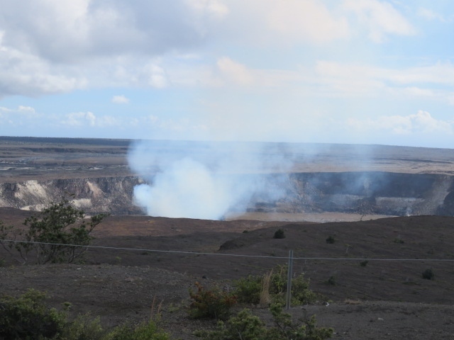ハワイ１９日間（６）ハワイ島一周ツアー（後）キラウエア火山、黒砂海岸のウミガメ、最南端のベーカリー