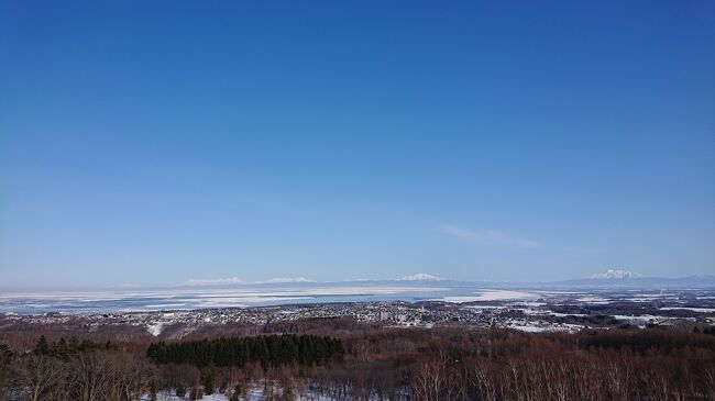 念願の砕氷船おーろら号に乗り流氷を見てきました。<br />1日目は、オホーツク流氷館、網走監獄を巡ります。<br />