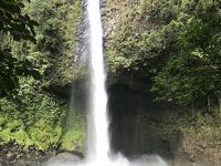 コスタリカの滝スポットLa Fortuna Waterfall