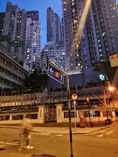 デモ下の香港でトランジット&街歩き