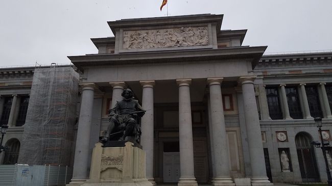 ５日目は午前はプラド美術館、午後はバルセロナへAVEで向かいました。