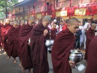 ミャンマー再々訪の旅（10）　アマラプラ、イワン、サガイン。