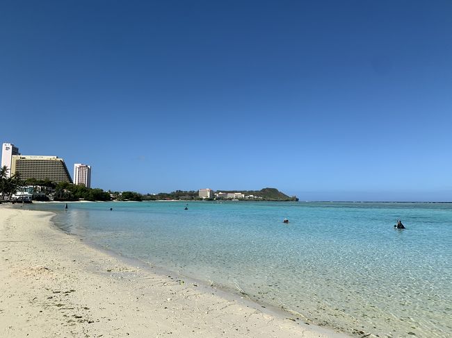 卒業旅行に日本旅行のフリープランでグアムに行きました。観光客はほぼ日本人で、現地の人もほぼ日本語話せたので言葉に困りませんでした！初めてなので王道コースです。