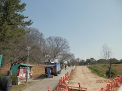 21土曜大池公園　新設されたばかりの滑り台