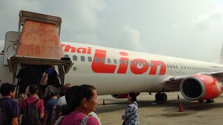 タイ ハジャイ2020 ゆるい街にカラオケが流れる