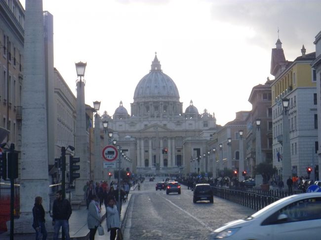 ローマ市内にある小国バチカンへ（1605）