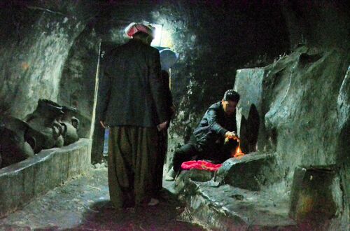 10.イラクのヤジディ教の聖地ラリシュ(Lalish Temple for Yazidi