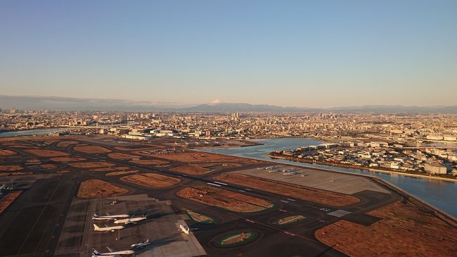 家族3人でキロロにスキーに行った際の旅行記です。<br /><br />土日は息子の習い事があるので、以下の3つの候補日で悩みました。<br />①12/22(Sun)-24(Tue), ②1/2(Thu)-4(Sat),③3/21(Tue)-3/23(Thu)<br />→1/2-4でホテルの空きが出たので決定<br />後から考えると、①は12/22習い事休めず、③はコロナ禍だったので、②で行けてよかったです。<br /><br />行程は以下の通り<br />1/2 NH51 羽田7:00-新千歳8:30<br />シェラトン北海道キロロリゾート泊<br />1/4 NH72 新千歳17:00-羽田18:35