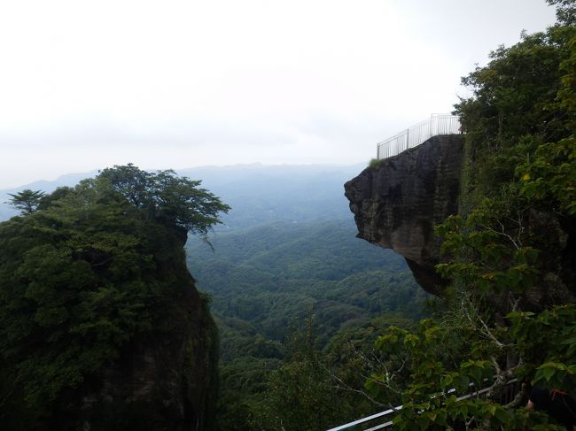 近すぎて、あまりゆっくり旅したことがなかった千葉県に、<br />2019年の夏休みに旅行してきました。<br /><br />１日目は、成田-船橋-袖ヶ浦<br />２日目は、館山-鴨川-勝浦<br />3日目は、勝浦から、少しだけ九十九里浜みて、アクアライン経由で帰宅です。<br />