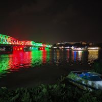 2019.11 ベトナムへ行ってみよう（７）橋のライトアップに料理を満喫、翌朝は地元の市場を散策だ！
