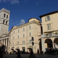 イルミネーションの季節のイタリア旅2019-20～⑩中世の街並みアッシジ街歩き(1)