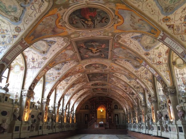 18夏 フランス ドイツ周遊 6日目午後 ミュンヘン観光開始 レジデンツ エデンホテル ヴォルフ ミュンヘン ドイツ の旅行記 ブログ By こりすさん フォートラベル