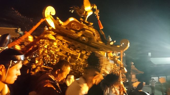 金刀比羅宮の大祭の日。この日、琴平を訪れ街の賑わいを体験しました。最高のお祭りでした。
