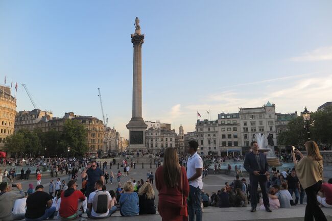 アイルランド旅行の初日、まずは日本からロンドンまで行きました。<br />ロンドン到着は17:30。暗くなるまでの2時間だけロンドンを観光しました。