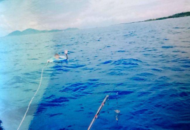 世界的コロナ蔓延。こんなに不自由なGWは今までに無い。大掃除してたら。写真や手書きアルバムが小さな箱から出現。10年以上クローゼット奥に忘れられた思い出。保管してたことすら記憶にない。3度行ってる伊是名島の記録。リゾートとは程遠い沖縄、慣れると楽しいサバイバル。写真も古すぎで申し訳ないですが。観光客皆無で良い島です。<br />