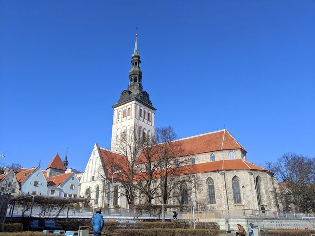 大学生トラベラー・かすぱるです！<br /><br />3か月半に及ぶ五大陸周遊旅行の終盤に、エストニアの首都タリンを訪れたので、その様子をご紹介します！<br /><br />朝から午後にかけてゆったりタリンの旧市街周辺を散策しつつ、夕方は占領博物館を見学して大国に翻弄されたエストニアの現代史を学びました。<br />