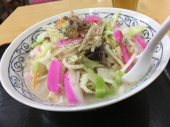 たまたま入ったお店が長崎市内にある穴場ちゃんぽん有名店だった様で、自宅に帰宅した後に何かのサイトか雑誌で目にしたことがきっかけで知りました・・・(汗) どおりで美味しかったわけですね! お店も地元の常連さんがフラッと訪れるような佇まいで、正直なところパッと見は町の定食屋さん。 たまたまでしたが美味しいお店で食事ができてよかったです!<br /><br />そのお店の周辺を撮影していたので、この写真を元にまた探して食べに行きたいと思案中です!