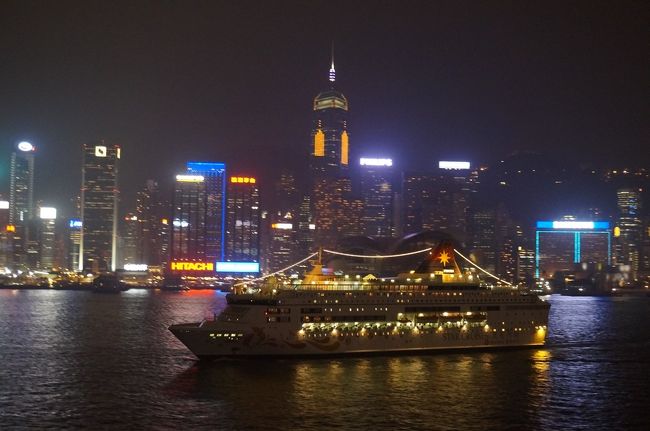 2014年3月 夫婦で香港に行きました<br /><br /><br />華やかな街並みから 一歩入れば古い建物がひしめきあい<br /><br />いろんな表情を見せてくれる香港が大好きで<br /><br />4年ぶり 4度目の香港旅行<br /><br /><br />記憶をたどりながら、記録として残しておきます<br /><br />