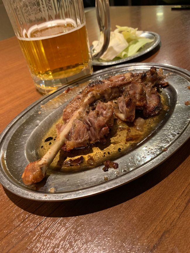 瀬戸内国際芸術祭2019へ<br />2日目の夕食は高松名物の<br />骨付鶏をいただきました。<br />