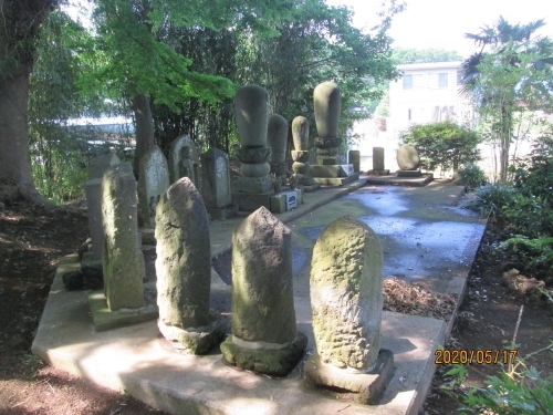 柏市の布施・八坂神社・石仏