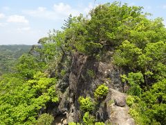 獅子ヶ鼻（ししがはな）トレッキング（2/3）山中の迷路を歩いて『浮き石』『八畳岩』へ