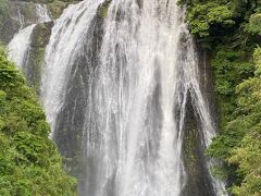 豪雨のあとの龍門滝