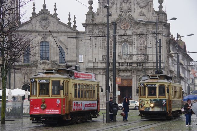ポルトガル第二の都市ポルト　（３）　　　　市電と共にアズレージョの教会巡り