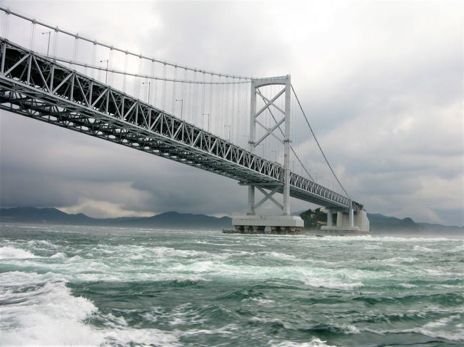 (2020年6月1日作成)<br /><br />懐かしの旅シリーズ。<br />今回は初めて青春18きっぷを利用して旅した話です。<br />(この旅で使用したのは5回分のうち3回分です。)<br /><br />この時は前月に会社を辞めてフリー状態。<br />まだ行ったことなかった徳島、山口、島根、鳥取、滋賀に行きたいと思って予定を立てたら8日間になりました。<br /><br />短くまとめようと思ったんですが、区切りつけるのがかえって難しかったので少し長くなりそうです。<br /><br />2009年<br />7/20 宮城→徳島<br />7/21 徳島→香川→岡山→広島<br />7/22 広島→山口→広島<br />7/23 広島→島根<br />7/24 島根<br />7/25 島根→鳥取<br />7/26 鳥取→京都→滋賀<br />7/27 滋賀→宮城