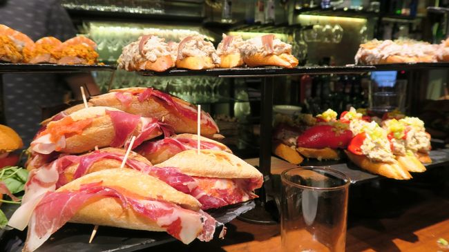 旅の一番の醍醐味。<br />それは「食」。<br />ってことで、美食の街として知られている(らしい)サンセバスチャンに行ってみた。<br />感動的に美味しい。<br />しかも街並みも綺麗。<br />行って良かったサンセバスチャン。