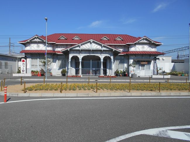 遠出ができない状況なので、「堺市西区散策マップ」を参考にお散歩しました。かなり広範囲に歩いたので、結局「お散歩」レベルをはるかに超え、写真もたくさんになりました。<br />しかも今までの癖で、回ったところを後からいろいろ調べて写真に書き添える、なんてこともやってしまい、けっこう「旅行記」っぽくなりました。