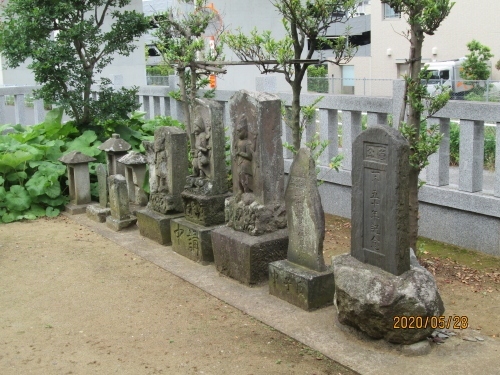 流山市の後平井・天神社・流山１００か所めぐり（５５）・石仏