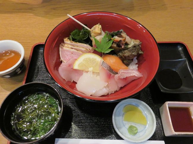 昼過ぎの飛行機で、伊丹出発、帰りも午後早い便で楽々帰宅。<br />8月1ヶ月の、毎日便で1日1往復。到着便に別のお客様を乗せて、伊丹に帰る人気便でした。