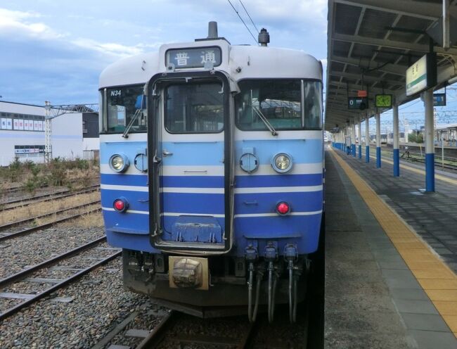 青春18きっぷ新潟紀行・その1.日本海を眺め、昭和の電車115系に乗る。