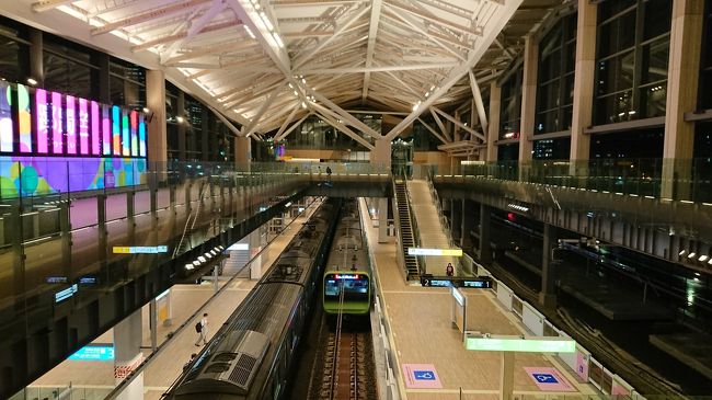 高輪ゲートウェイ、リニューアル後の原宿駅、虎ノ門ヒルズの三駅を、まずは流してみました。<br />刻々と変化しているので、定期的にチェックしていないとわからなくなりそうですが、少なくともこれまでよりは快適に、分かりやすく移動できるよう工夫されているので、位置関係を知っていれば、むしろその効果に感激すること間違いなしです。<br />なお、渋谷の「並ぶぜ！」プロジェクトを見落としていましたので、こちらは後日・・・また、後述のように、虎ノ門ヒルズ駅はまだまだ工事途上にあるため、とりあえず存在を確認するに止めています。