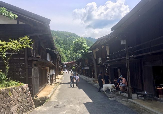 ご覧いただきまして、ありがとうございます。<br /><br />中山道、木曽路の宿場町と観光名所を車で巡りました。<br /><br />1日目<br />奈良井宿<br />寝覚の床<br />妻籠宿<br />中野方ダム<br /><br />2日目<br />大井ダム<br />恵那峡<br />馬籠宿<br /><br />3日目<br />天竜ライン下り<br />天龍峡大橋~そらさんぽ天龍峡<br /><br />ここでは1日目の後半、妻籠宿、中野方ダムからホテルまでをご覧ください。