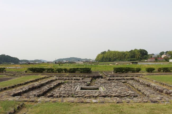 奈良・飛鳥は何かの旅番組で見て、いつか歩いてみたいと思っていた場所でした。<br />行く少し前にブラタモリで見てさらに行きたくなり、さらに調べると棚田もあると知り、今回行ってみることにしました。<br />棚田は少し離れた所にあるので、結局レンタサイクルもあるようなので自転車で周ってみました。