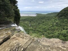 二転三転ぎりぎりの八重山諸島、マングローブカヌーとピナイサーラの滝（６日目）