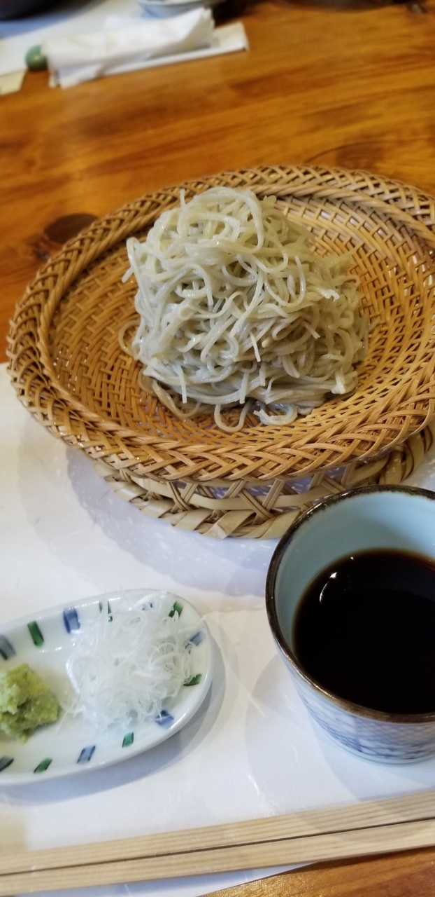 コロナ禍でどこにも行けない!!<br /><br />GWのバリ島は早々に行けなくなり<br />鹿児島に変更したのに欠航・・・<br /><br />予約してた美味しいお蕎麦屋さんもお休みに<br /><br />7月には去年のSFC修行に付き合ってくれた<br />相方にお礼と香港旅行を準備してましたが<br />香港などコロナ以外にパンダ国のせいで行けるはずもなく(/_;)<br /><br />仕方なく週末は我が家から環状線で5駅の天満にある<br />「アパホテル」さんでおこもりステイをする事にしました<br /><br />ほとんどプライムビデオ三昧で<br />面白そうな写真もございませんが<br />読んで頂けると励みになりますm(_ _)m<br /><br /><br />