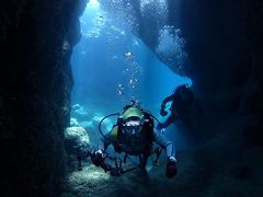 夏！！八重山諸島　西表島「瑠璃の宮殿」でダイビングをしました。