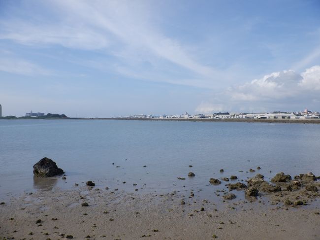 古宇利島を後にして沖縄自動車道を通り、那覇空港近くの瀬長島に向かいました。