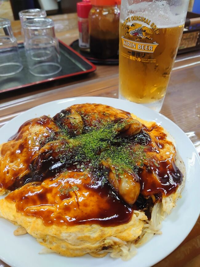 新幹線は岡山より先に行ったことないし、<br />今まで行くことをためらっていた広島へ向います。<br />5:08最寄り駅出発<br />5:18町田駅到着<br />5:40 町田駅出発<br />6:00新横浜駅到着<br />6:18のぞみ1号出発<br />9:49広島到着