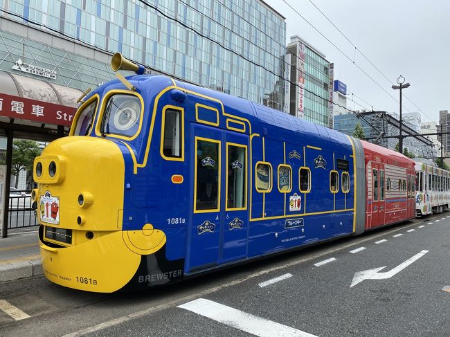 2020年7月。<br />本来であれば7/23に晴れて東京オリンピックが開催される予定でした…がコロナの影響で延期。<br />カレンダー通りであっても4連休、私としても本来であれば海外に脱出する予定でした。<br />が、オリンピックすら開けないこの状況で当然海外なんか持っての他。<br />ギリギリまで淡い期待を寄せて国内の予約なんて抑えていませんでしたので、気が付けば7月の連休はどこを検索してもすでに航空券は高騰していました。<br />かくなる上は行けるところに行こうじゃないかとセルフ『どこかに参る』で検索スタート!<br />要はJALの検索画面で7/23羽田出発で目的地をひたすら入力&検索(笑)<br />結果4連休初日にもかかわらず1万ちょいだった岡山に決定!<br />そこからどうしようと検索した結果、岡山から出ている国内線は羽田、那覇、新千歳のみ(少な!)。<br />那覇はしょっちゅう飛んでるんで気候の良い札幌に決定!<br />航空券はちょっとお高いので特典航空券を使う事に。<br />と言う事でちょっとトリッキーなルートですが、岡山経由札幌行きの3角飛びで7月連休の予定は決定しました。<br />なお4連休ですが2泊3日なのは25日がどうにもクソ高かったので。<br />まあ国内だし2泊3日でもそこそこ楽しめるんじゃないかなぁと。<br />今回の旅程はこんな感じ<br />7/23 JL 231(HND-OKJ) 08:05~09:15<br />7/24 NH379(OKJ-CTS) 11:45~13:45<br />7/25 JL 524(CTS-HND) 19:20~20:55<br />とこんな感じです。<br />いつもの如く観光要素は少な目で食っちゃ飲んじゃの旅行ですが、それもまた楽しかろうと言う事で。<br />それでは旅行記スタートです!